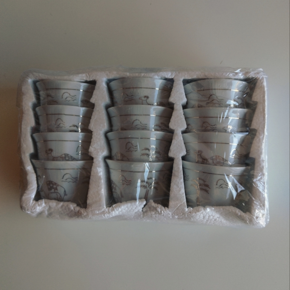 12 cups for express coffee